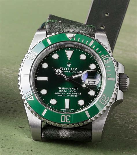 rolex loep vervanven|Rolex 116610LV Hulk Submariner Reference Guide .